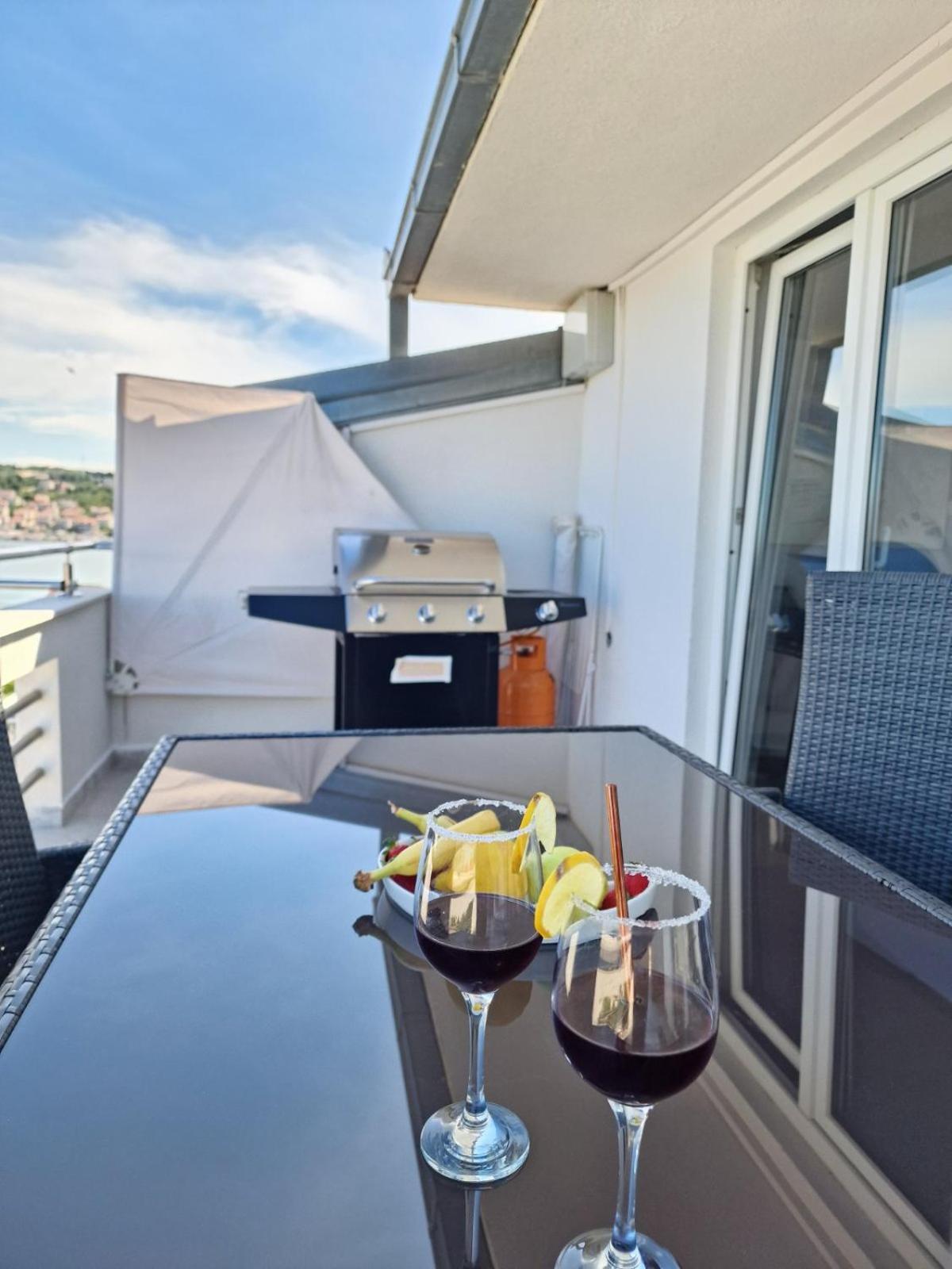 Luxury Apartments Silva With Sea View Okrug Gornji Buitenkant foto