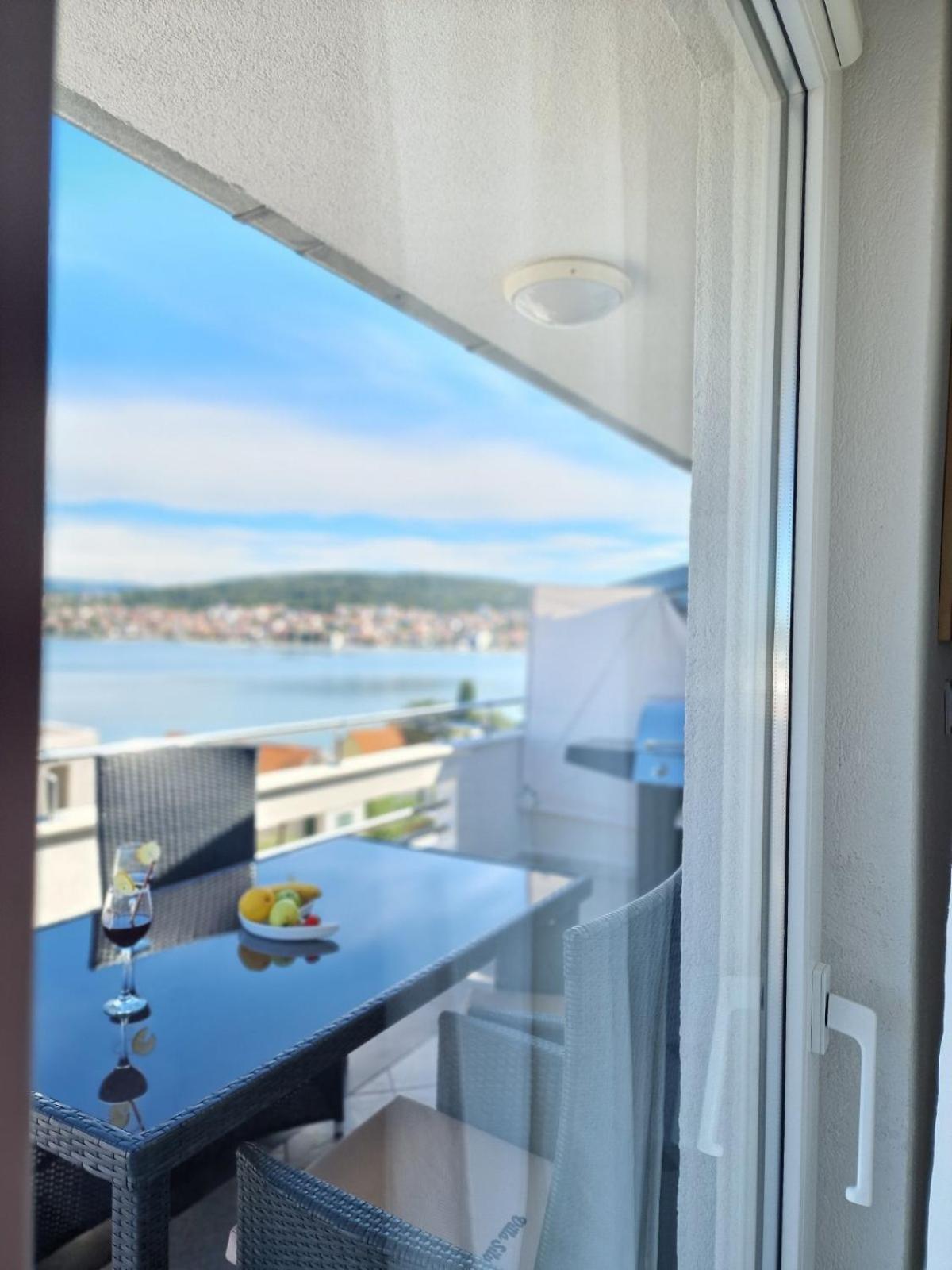 Luxury Apartments Silva With Sea View Okrug Gornji Buitenkant foto