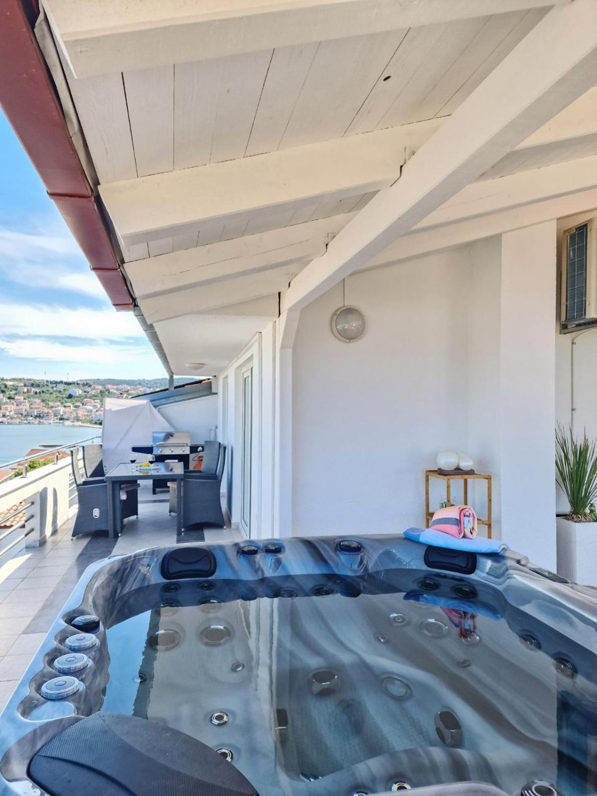 Luxury Apartments Silva With Sea View Okrug Gornji Buitenkant foto