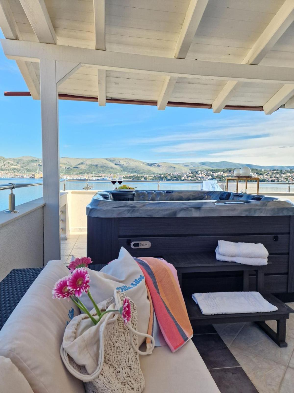 Luxury Apartments Silva With Sea View Okrug Gornji Buitenkant foto