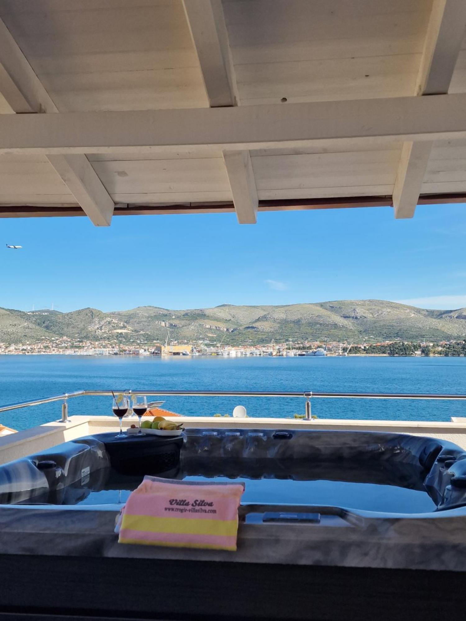 Luxury Apartments Silva With Sea View Okrug Gornji Buitenkant foto